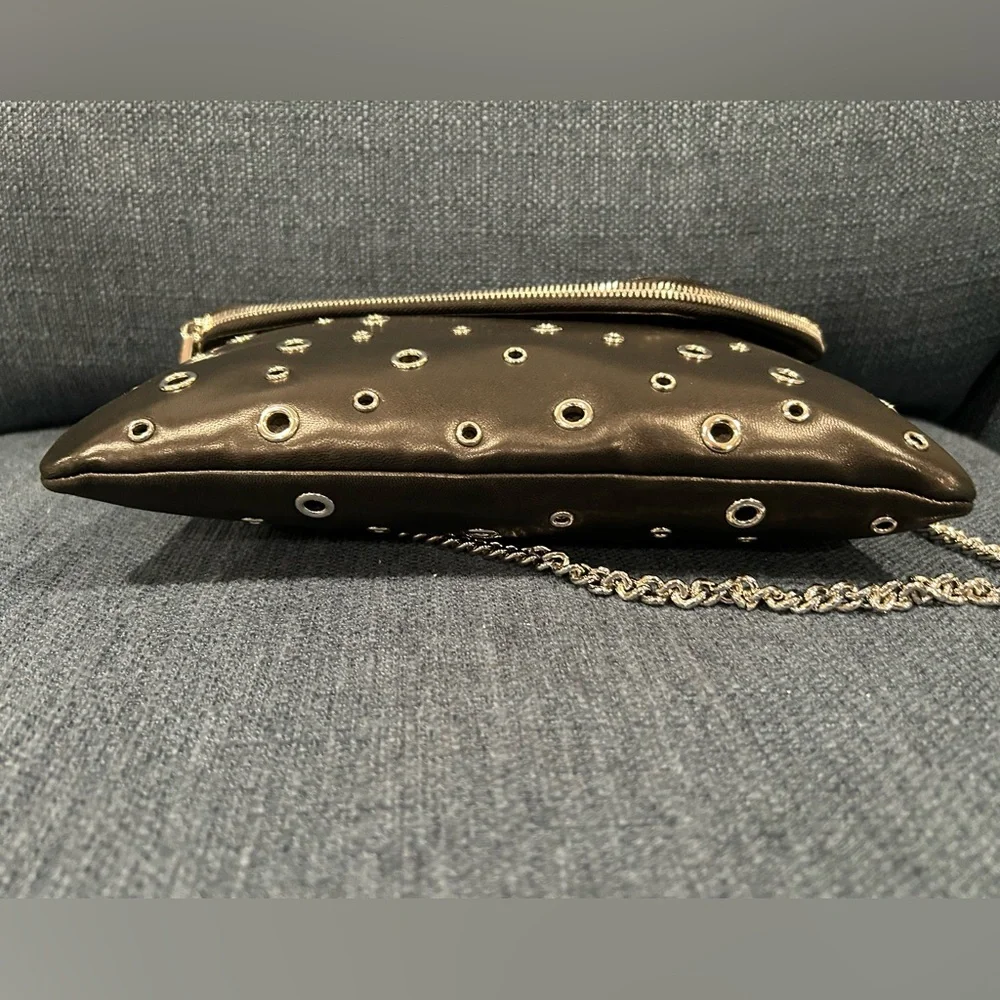 Henri Bendel's black/ silver grommet purse NWOT - Picture 3 of 10